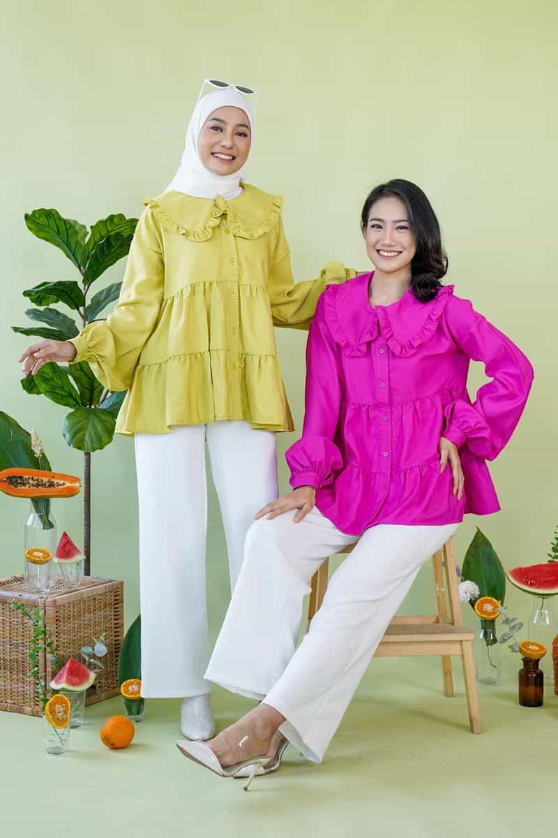 Atasan Kerah Rebah Evie