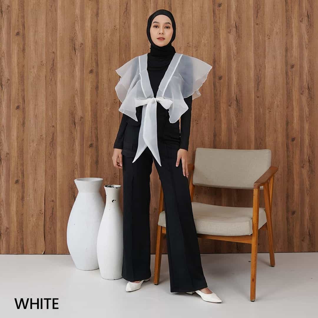 Outer Organza Ruffle Yepoo