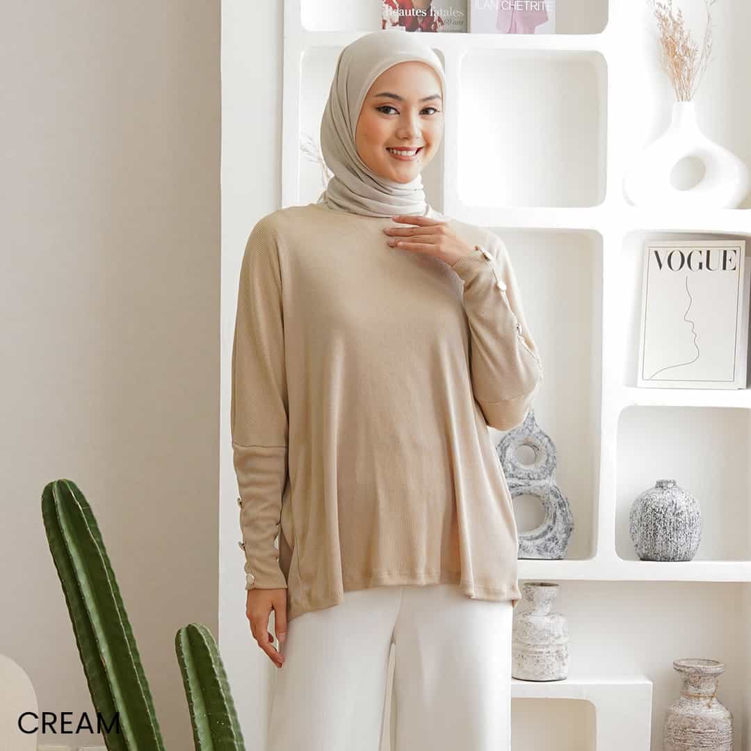 Abaira Batwing Long Sleeve Top