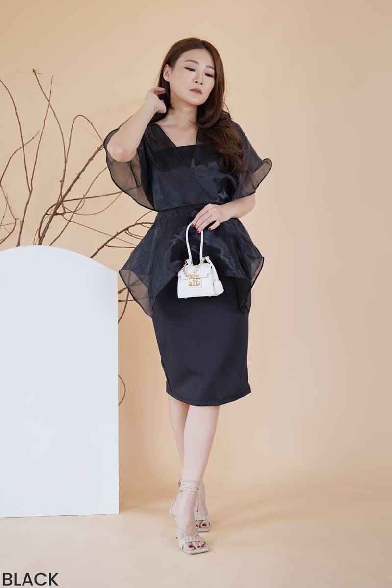 Gum Organza Dress