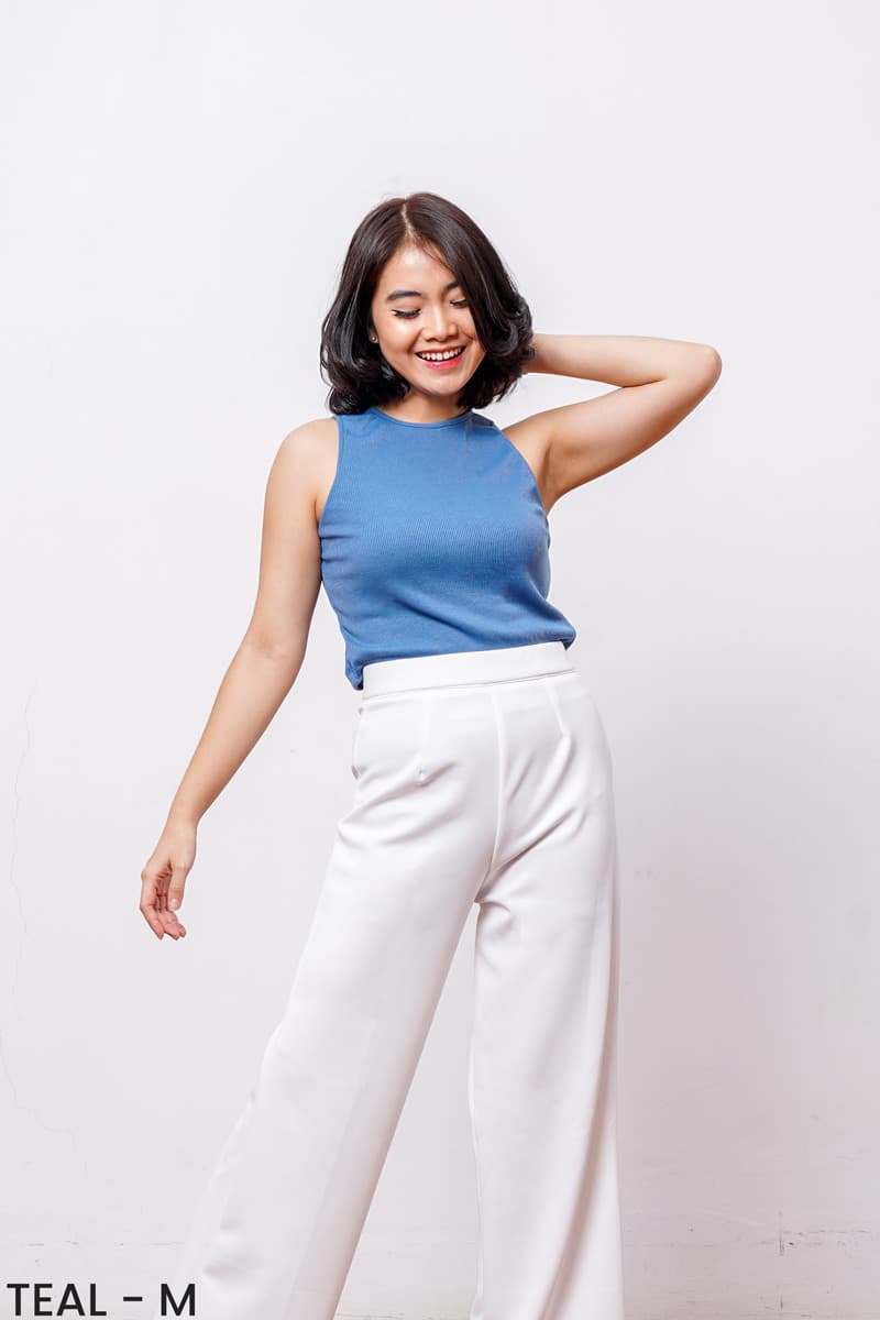 Tanktop Wanita Flow (Size M-L)
