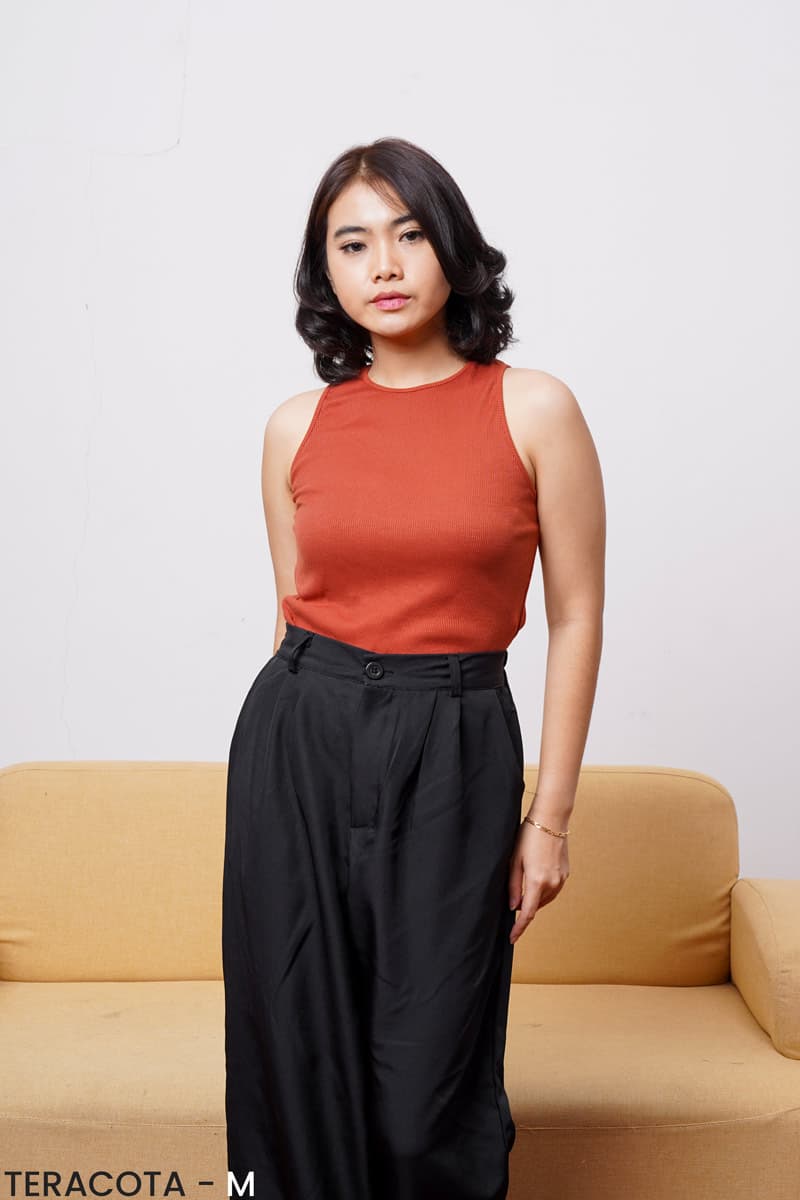 Tanktop Wanita Flow (Size M-L)
