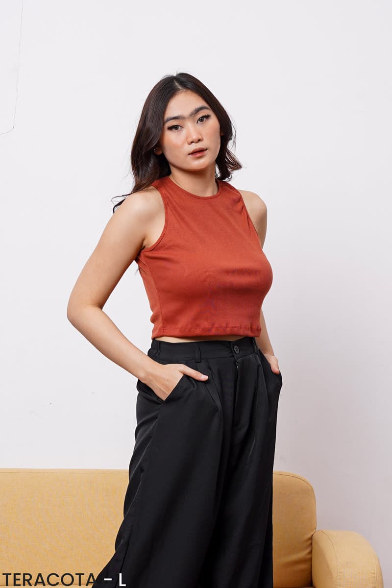 Tanktop Wanita Flow (Size M-L)