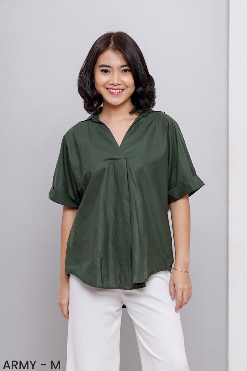 Kemeja Katun Twist Neck (Size M-L)