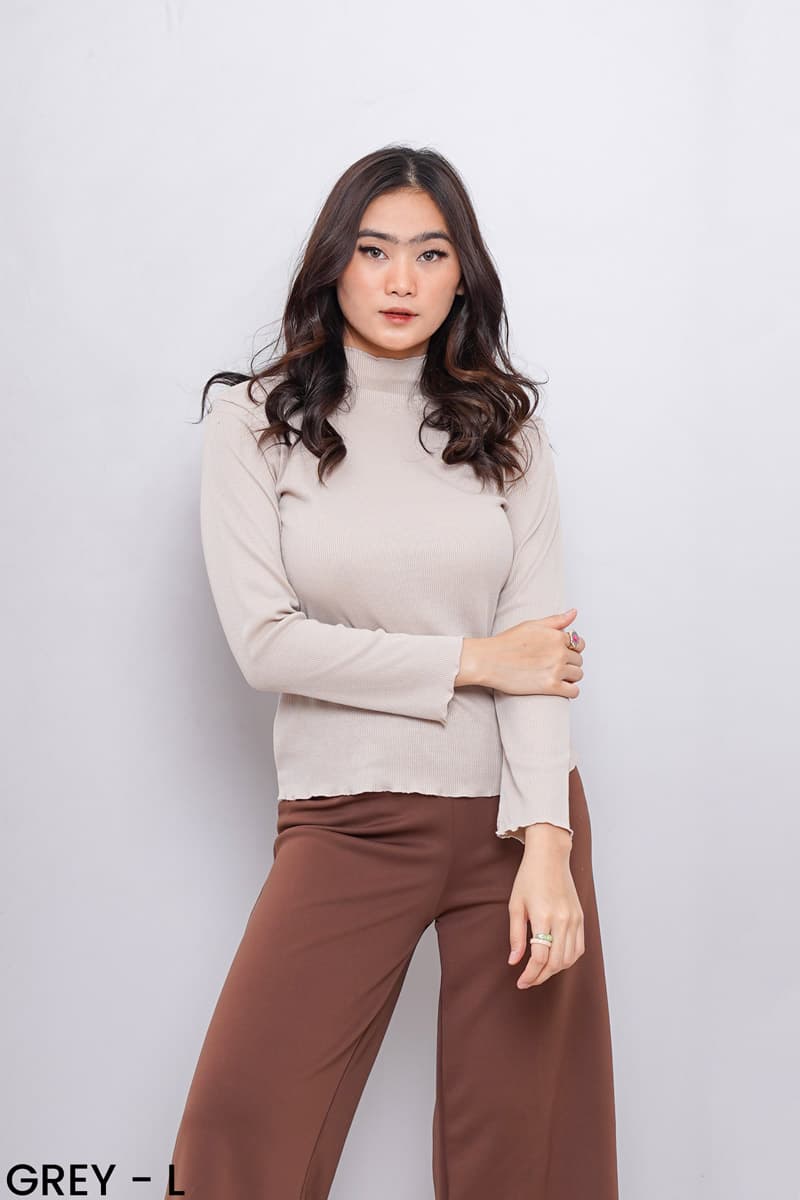 Knit Longsleeve Top (Size M-L)
