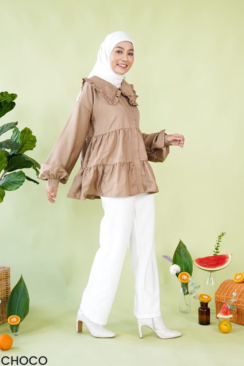 Atasan Kerah Rebah Evie