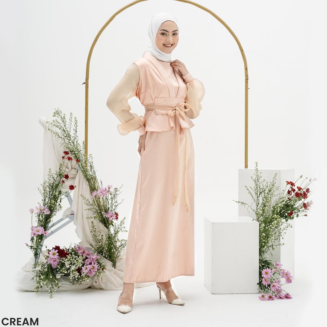 One Set Qutum Organza