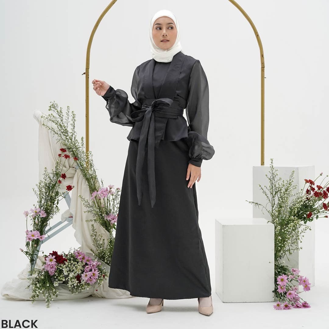One Set Qutum Organza