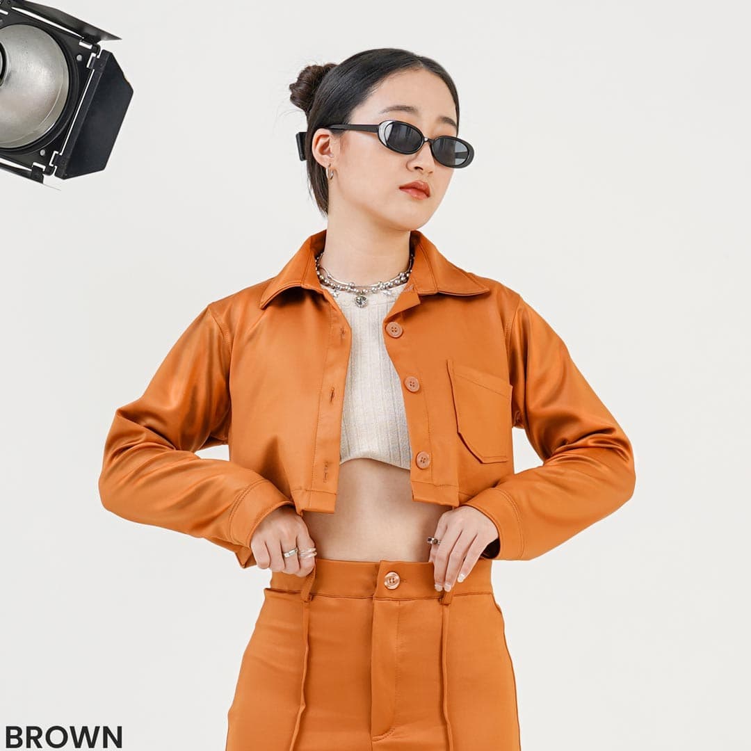 Kemeja Crop Kulit