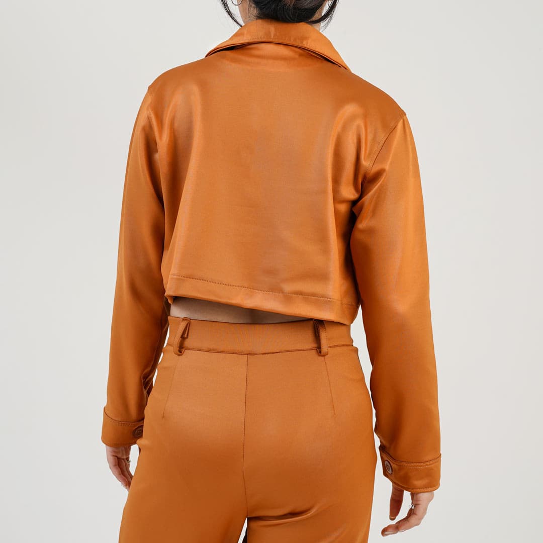 Kemeja Crop Kulit