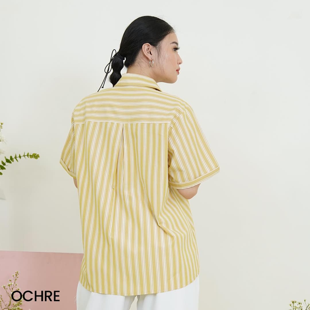 Kemeja Oversized Salur Inako