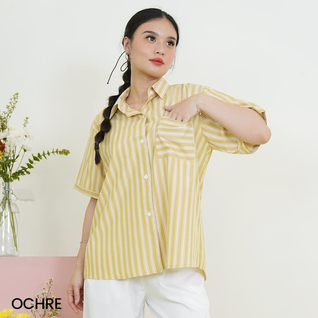 Kemeja Oversized Salur Inako