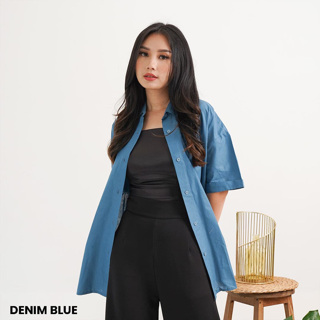 Kemeja Oversized Katun Lengan Pendek Pony