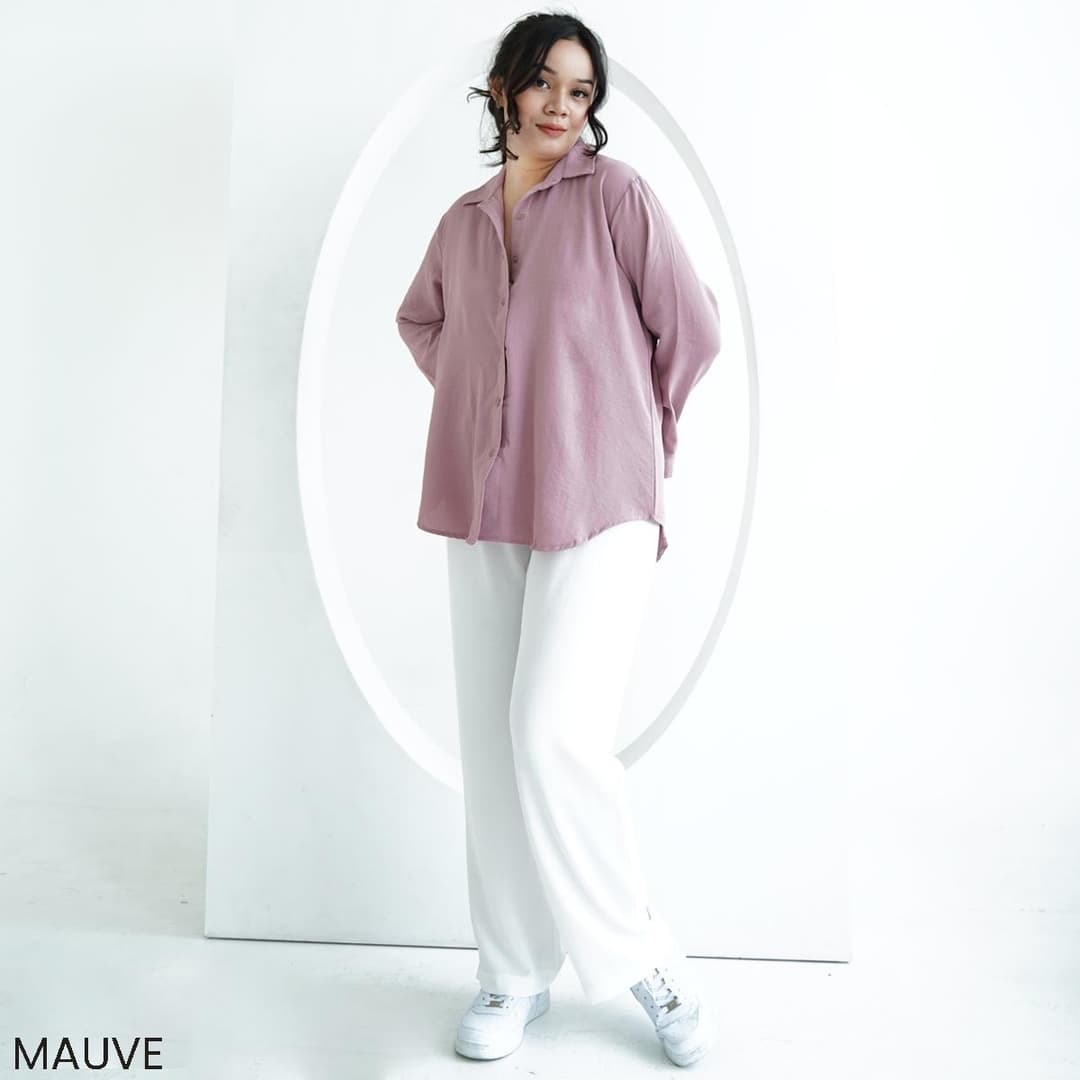 Kemeja Oversized Airflow Clover