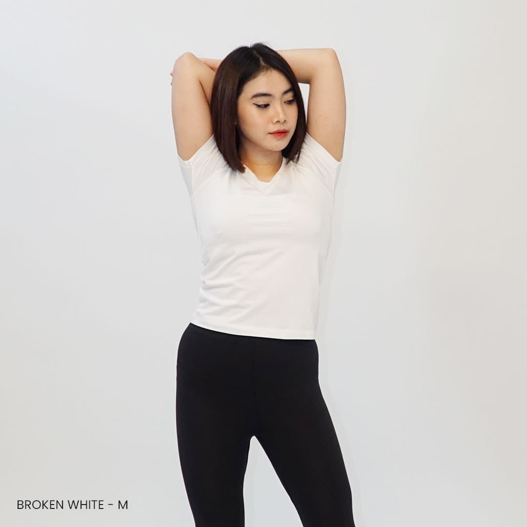Kaos Lengan Pendek V-neck (Size M-L)