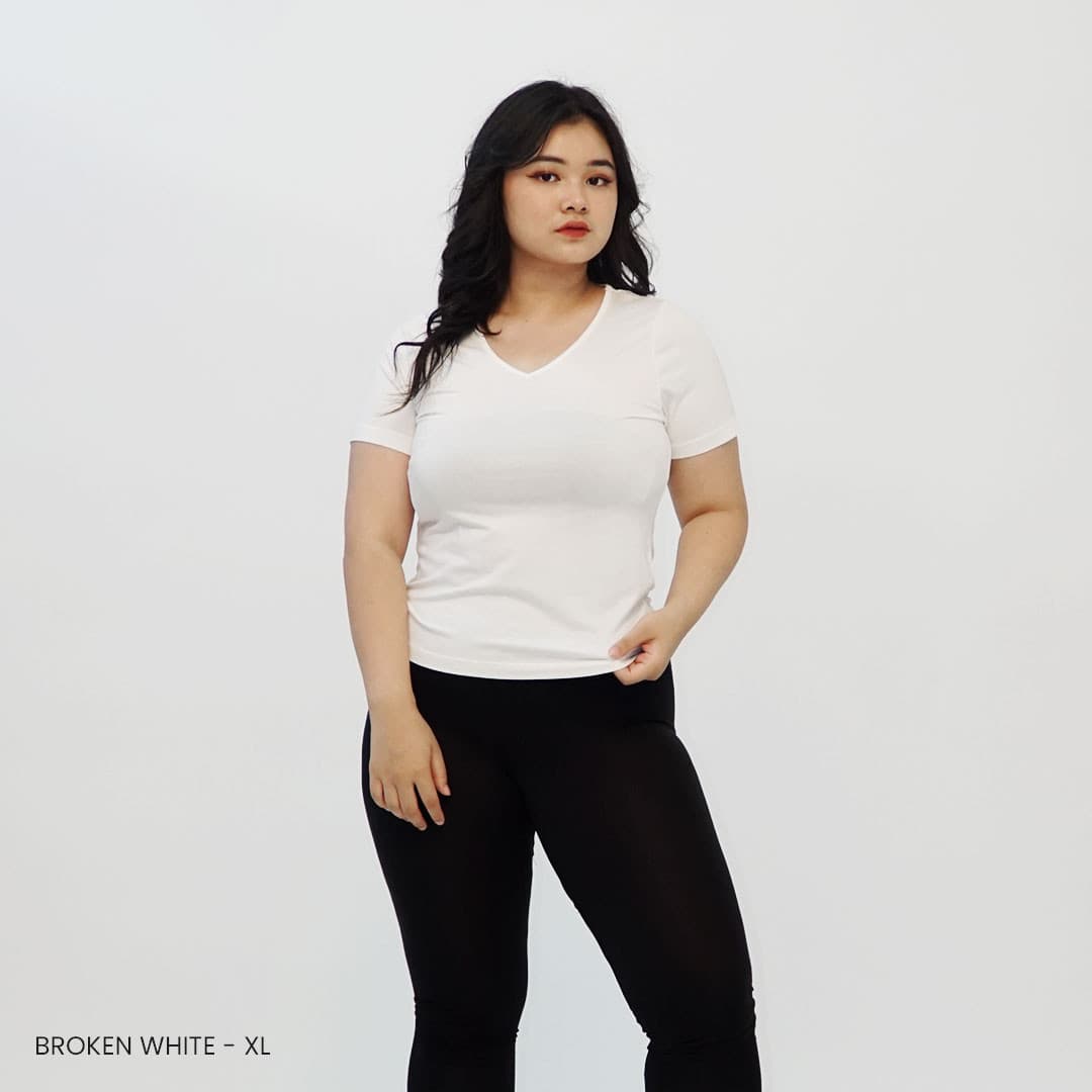 Kaos Lengan Pendek V-Neck (Size Xl-XXl)