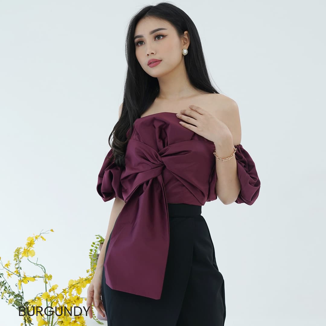 Atasan Lengan Puff Satin Patricia