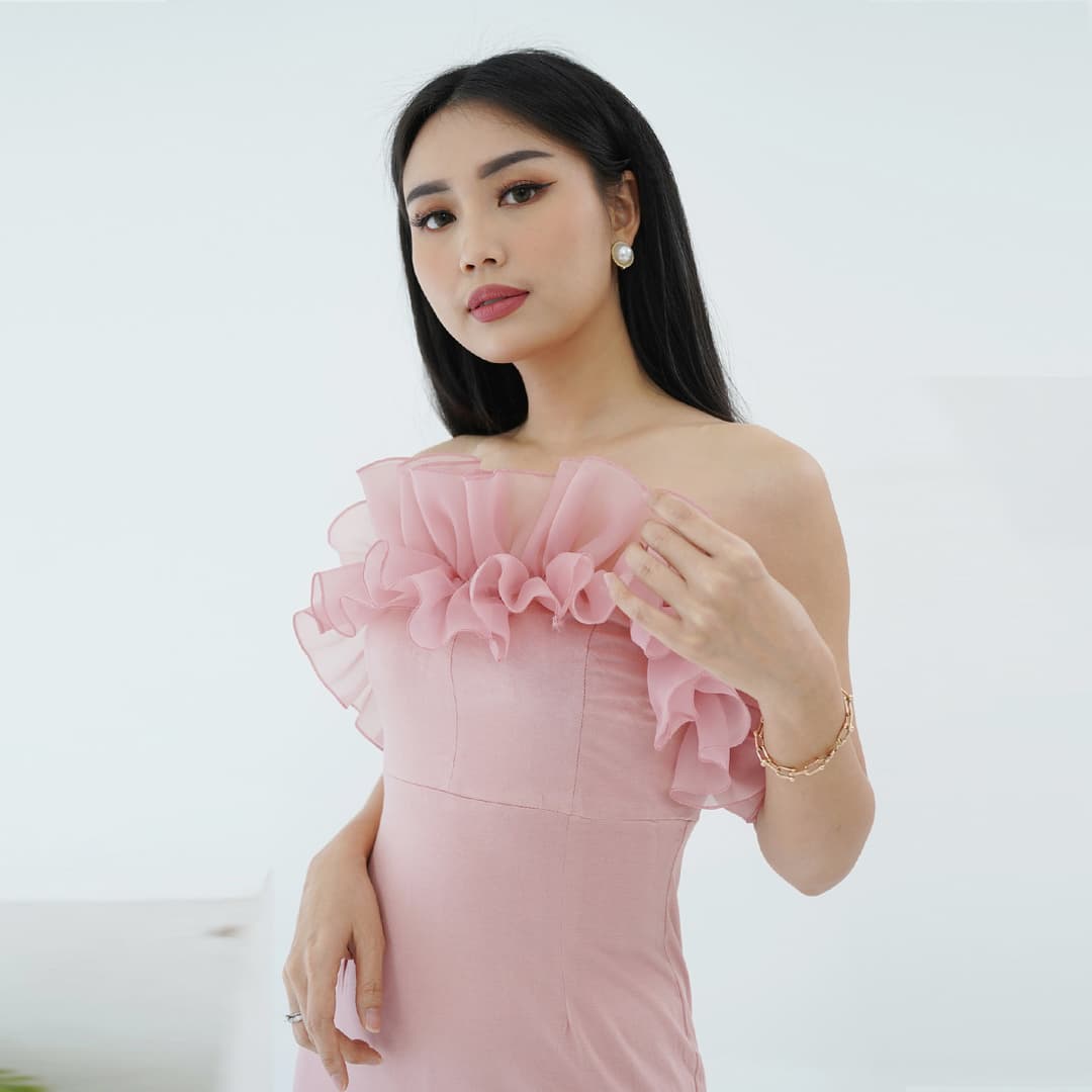 Ruffle Bodycone Dress Fini