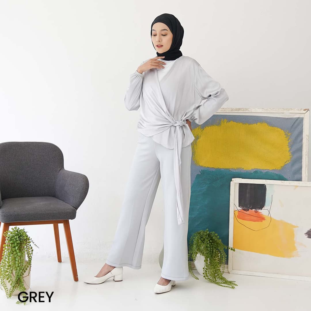 Blouse Satin Overslag Jihan