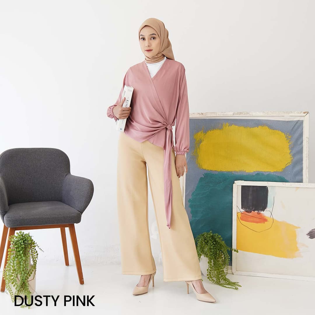 Blouse Satin Overslag Jihan