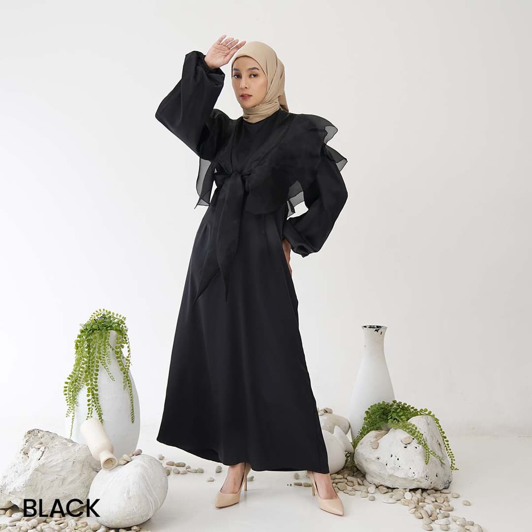 Outer Organza Ruffle Yepoo