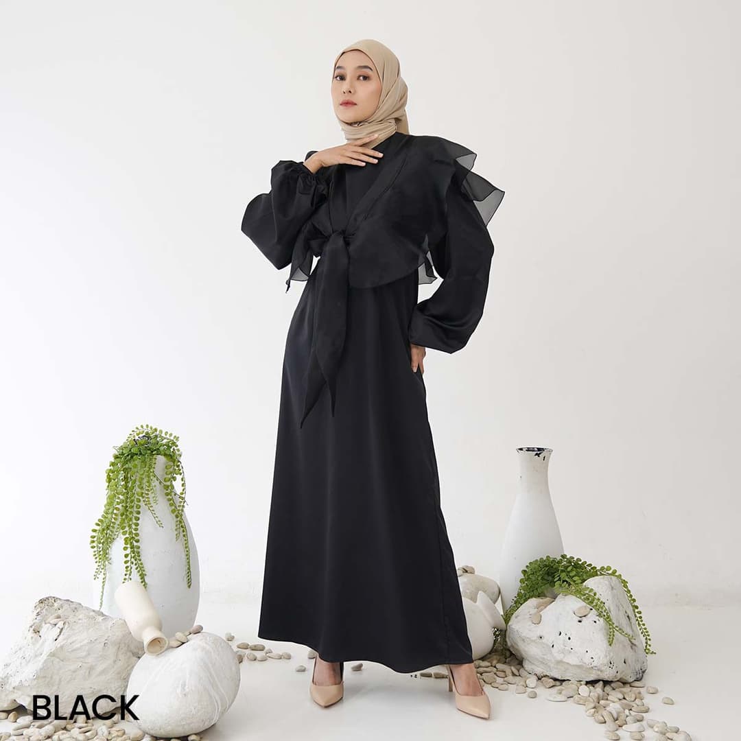 Outer Organza Ruffle Yepoo