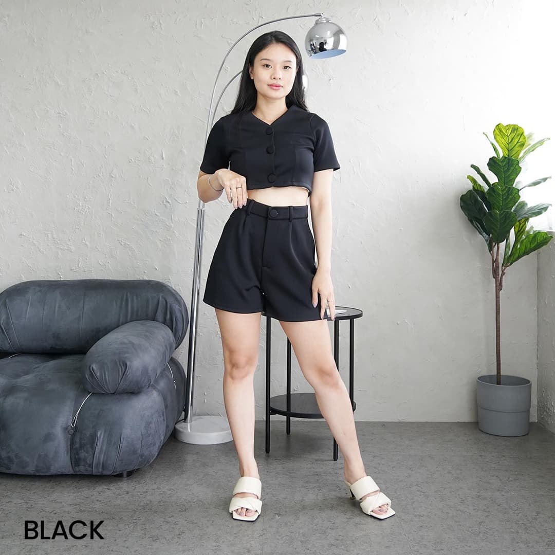 One Set Pendek Trini