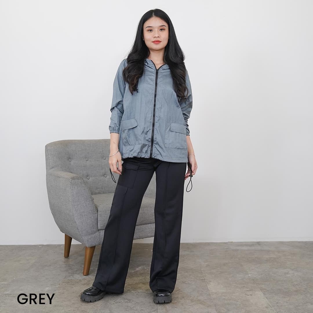 Jacket Crinkle Parasut Leo Anti Lecek
