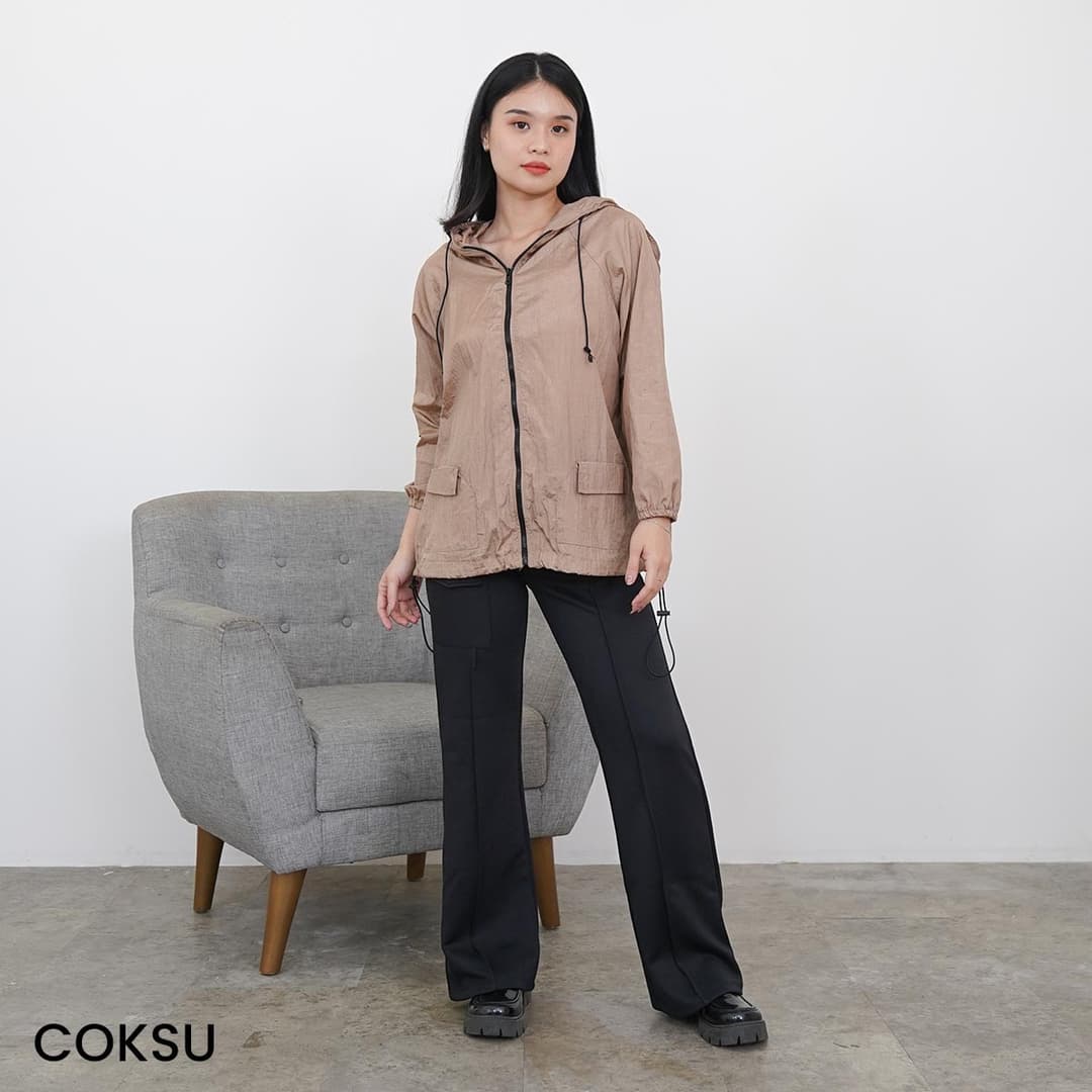 Jacket Crinkle Parasut Leo Anti Lecek