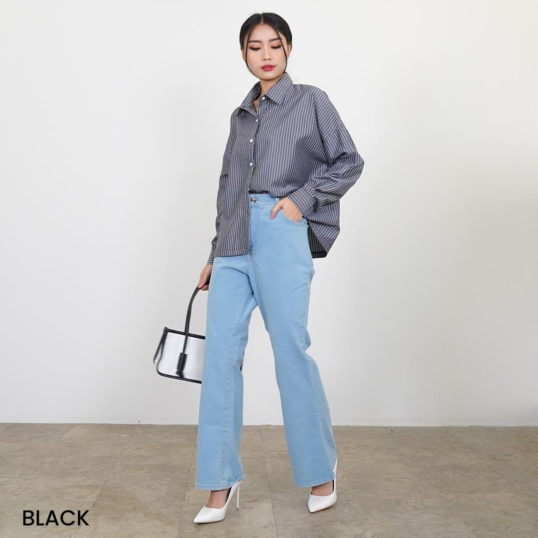 Kemeja Cotton Stripe Oversized Nixie