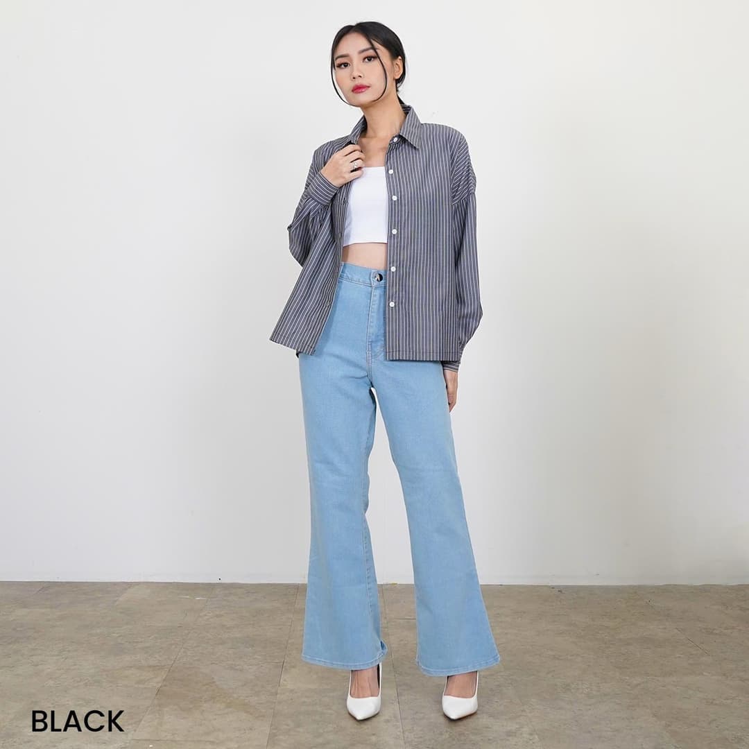 Kemeja Cotton Stripe Oversized Nixie