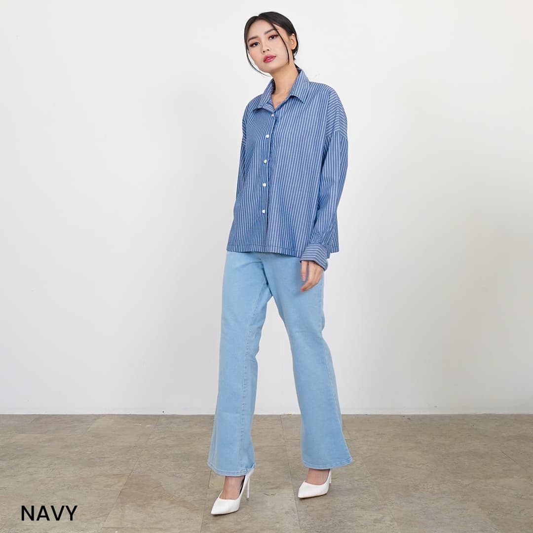 Kemeja Cotton Stripe Oversized Nixie