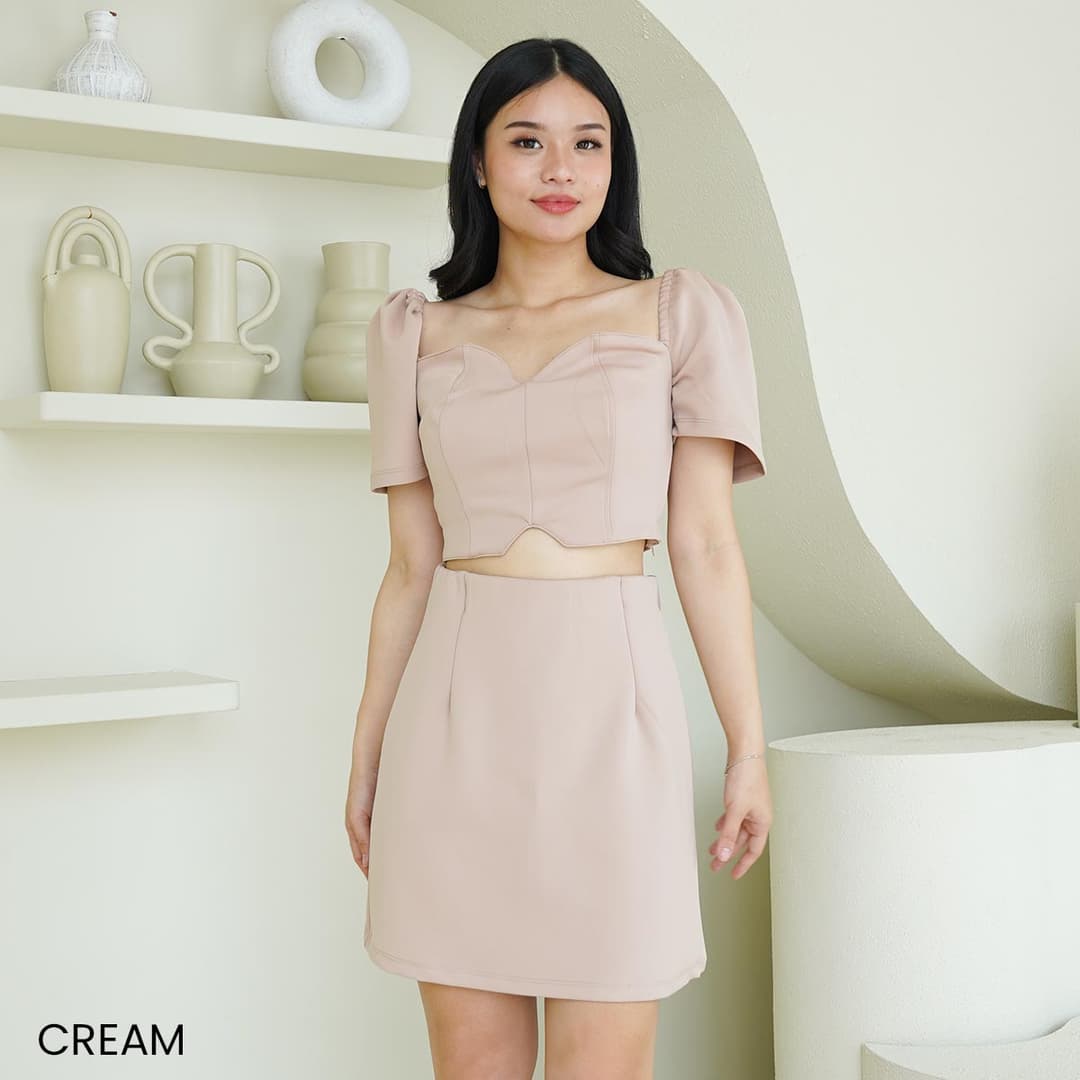 Atasan One Set Rok Mini Mamiru