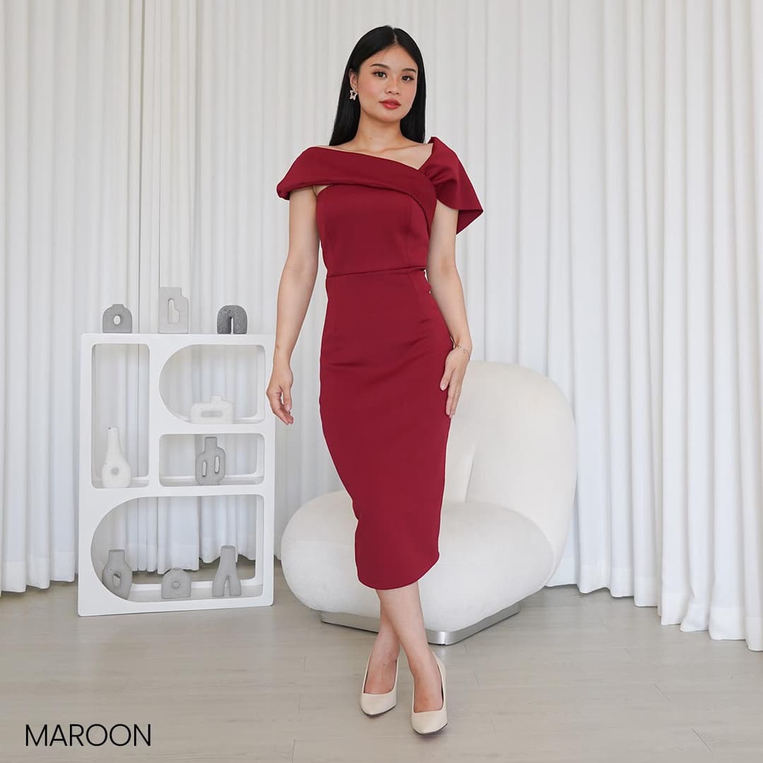 Asymmetric Shoulder Midi Dress Ponelia