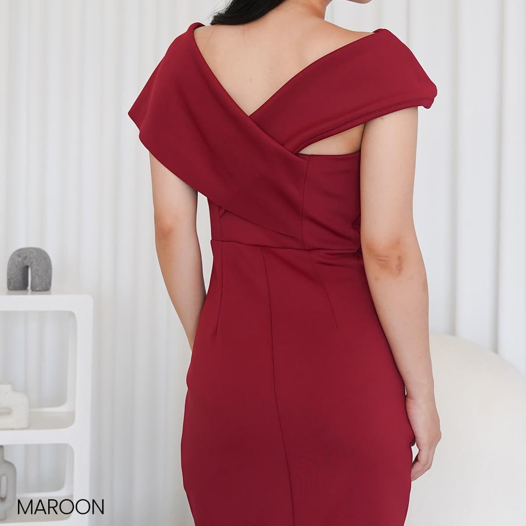 Asymmetric Shoulder Midi Dress Ponelia