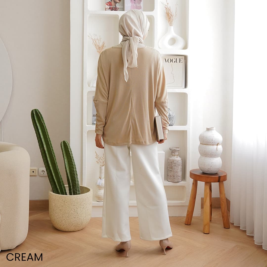 Abaira Batwing Long Sleeve Top
