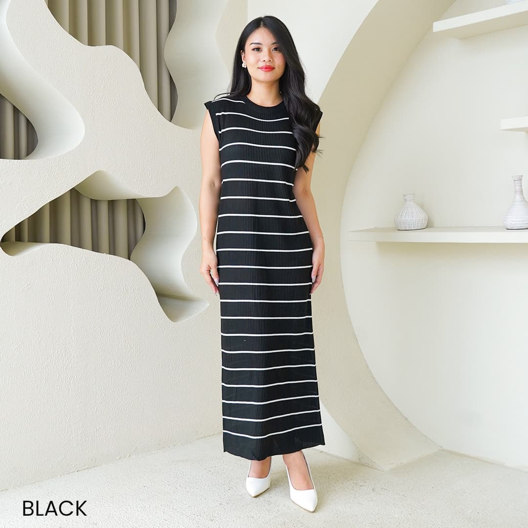 Dress Garis Rajut Frillmingo