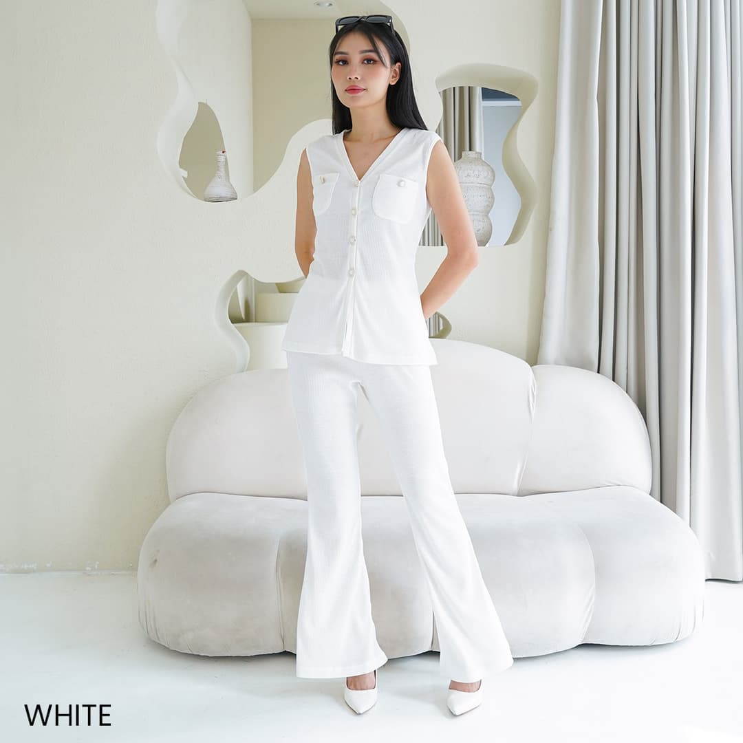 One Set Vest Cutbray Calista