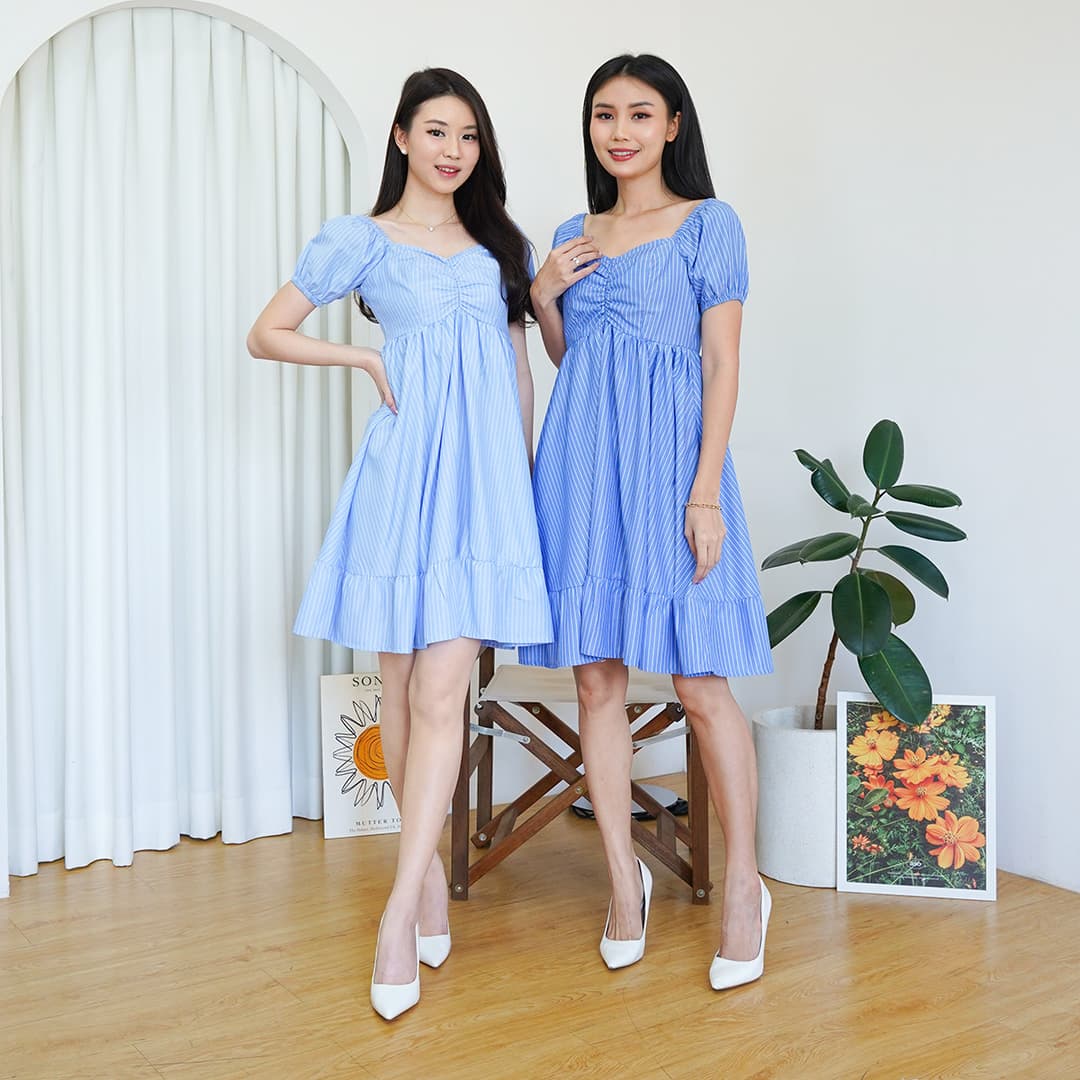Dress Amila Puff Sleeve