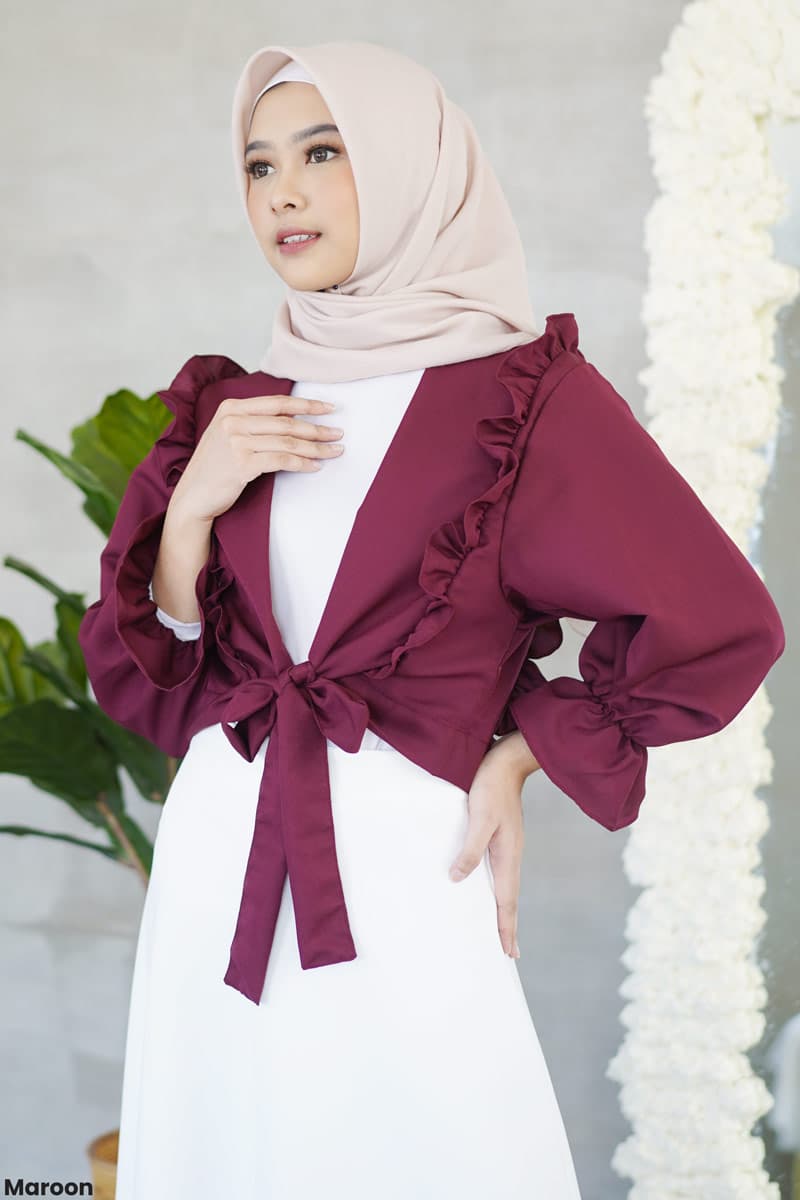 Outer Ruffle Taylor