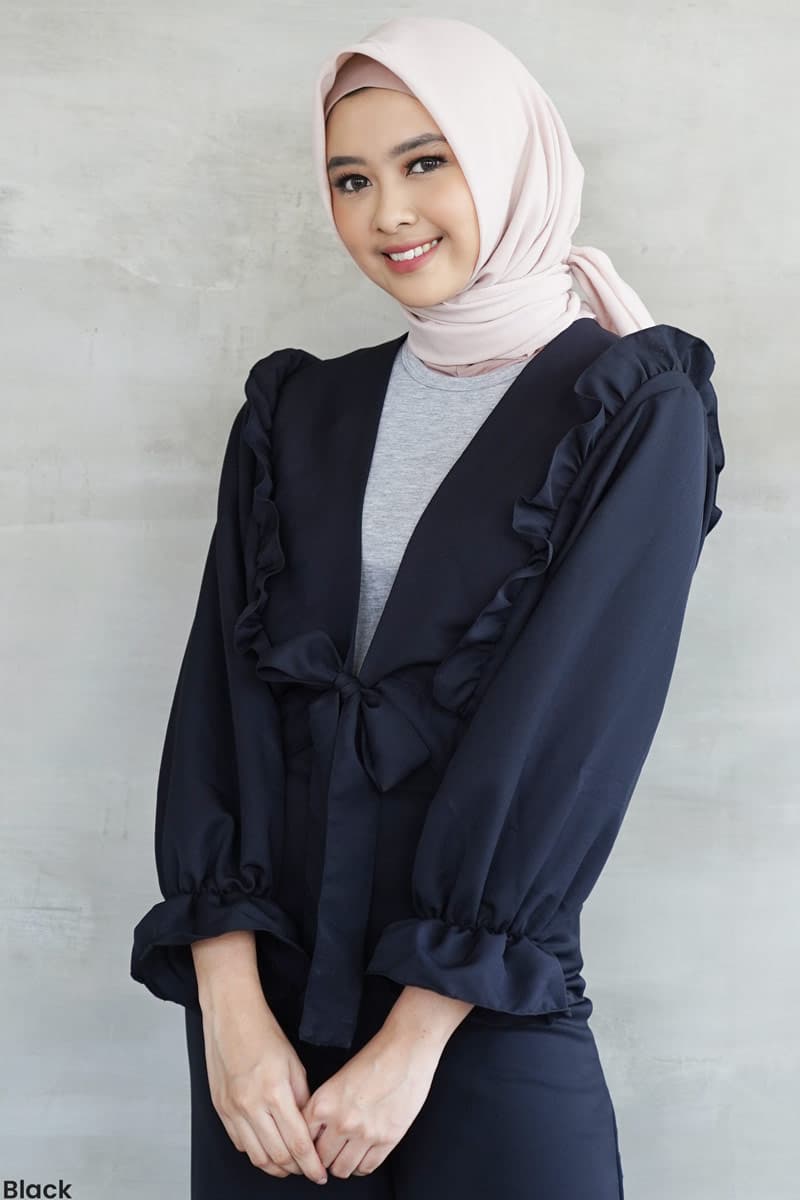 Outer Ruffle Taylor