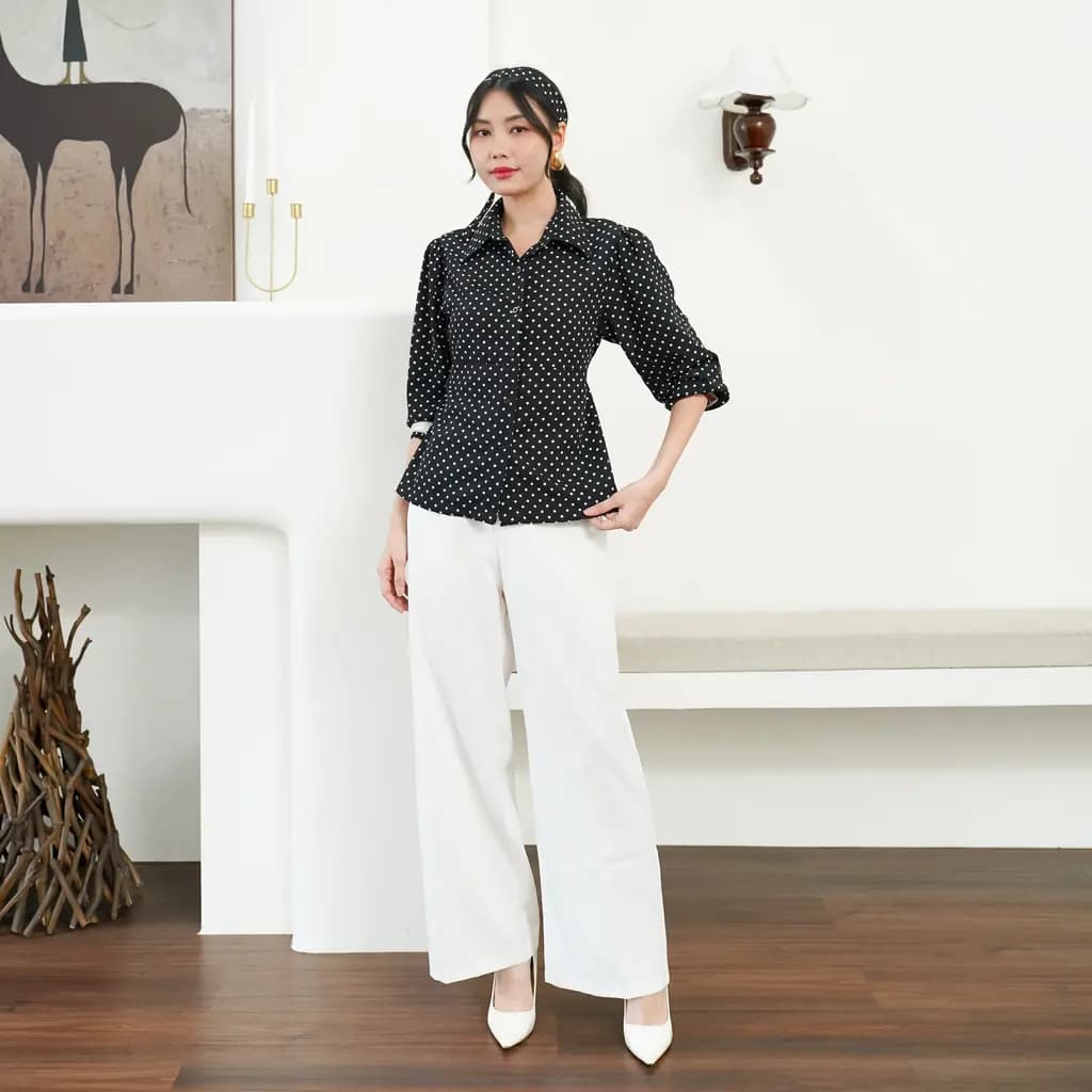 Kemeja Lengan Panjang Emidri Polkadot