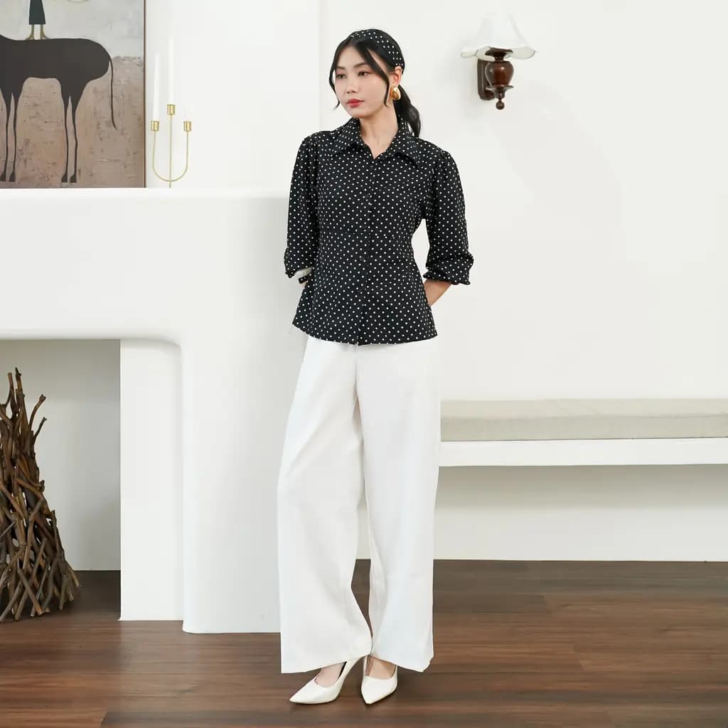 Kemeja Lengan Panjang Emidri Polkadot