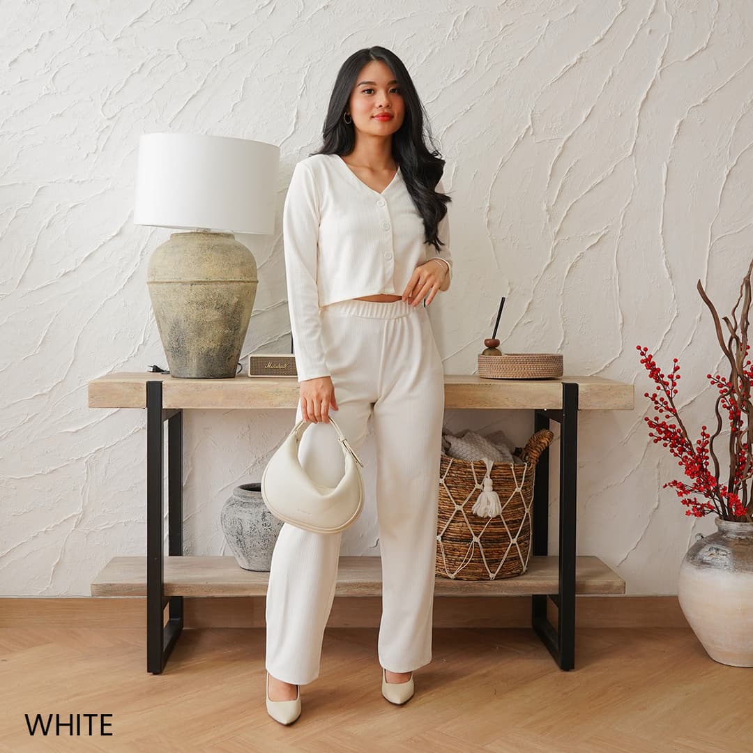 One Set Plisket Knit Mamoka
